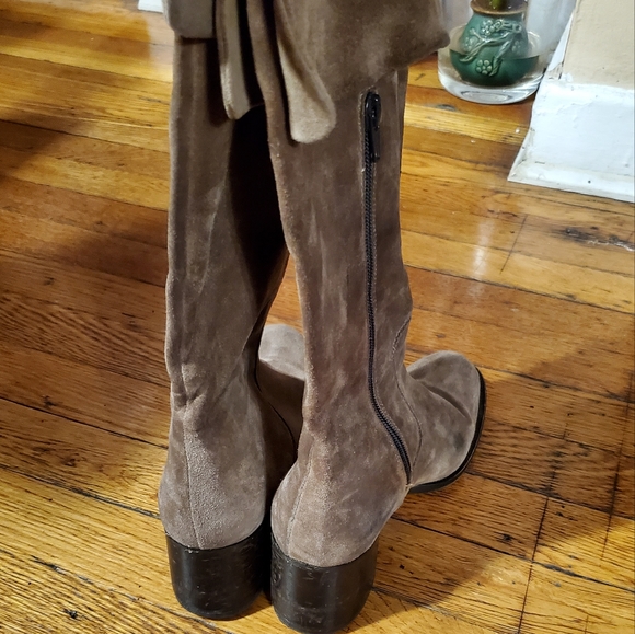 Migliorini suede chunky heel boots with zipper and fold over top - Picture 5 of 10
